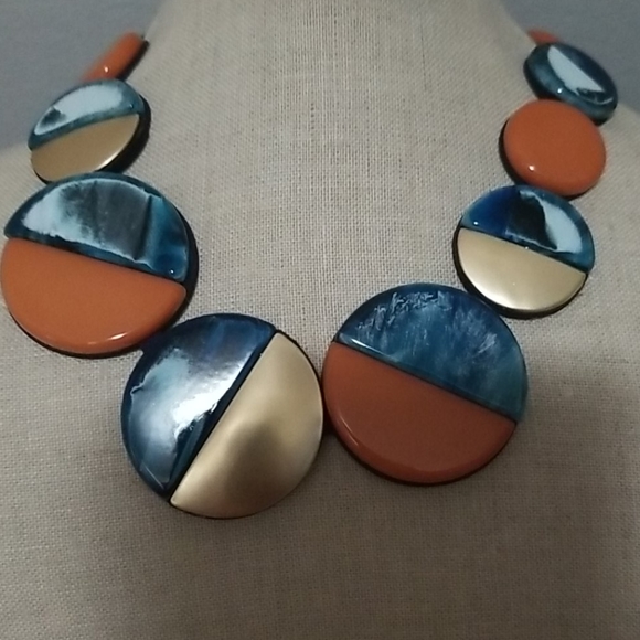 NWT Necklace - Picture 1 of 4